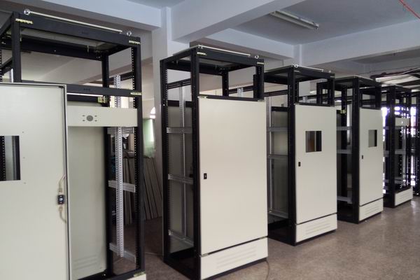 卫滨控制箱-控制箱的合理布置方法